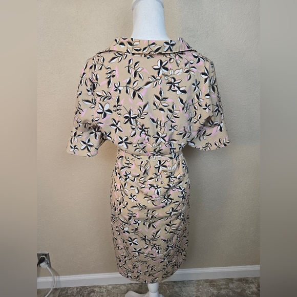 Banana Republic Beige Floral Belted Midi Shirt Dress Size 8 (6222) - Picture 5 of 7